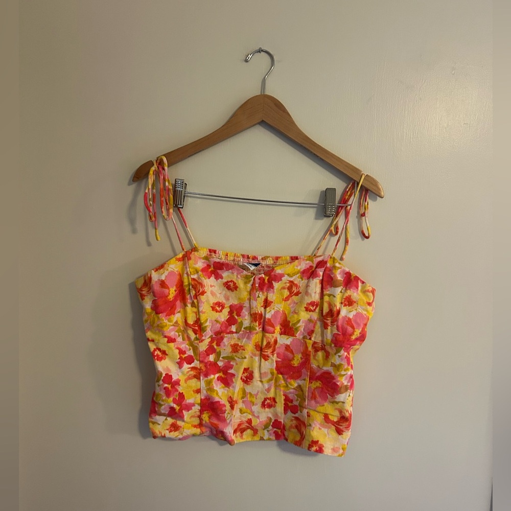 Old Navy Floral Tank